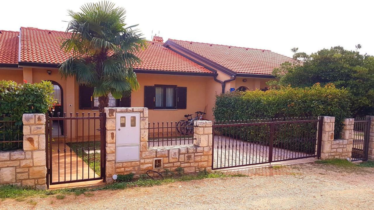 Holiday Home Marina Kaštelir 외부 사진